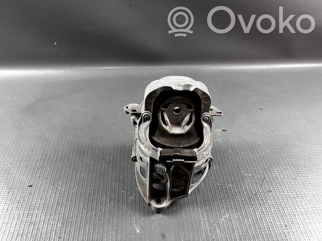 Audi SQ7 Engine mount bracket 