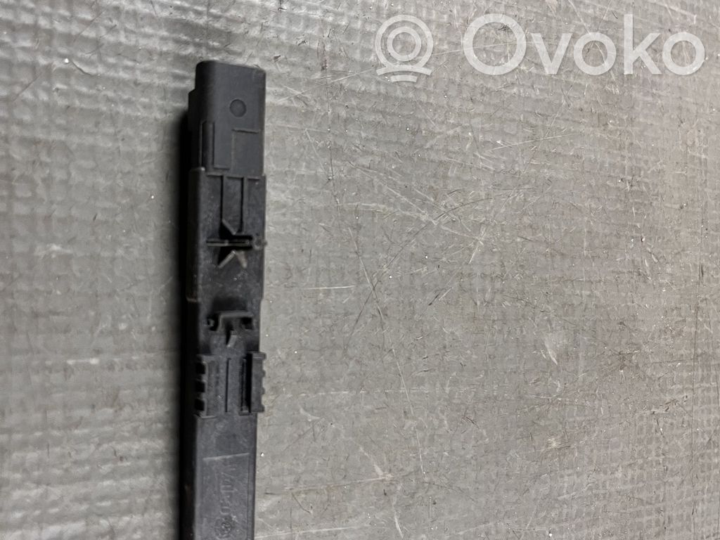 Toyota Proace Aerial antenna amplifier 