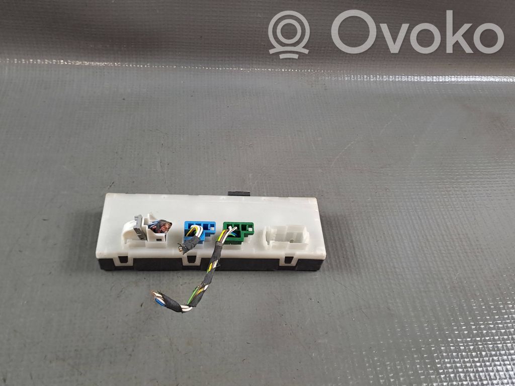BMW X5 G05 Tailgate/trunk control unit/module 