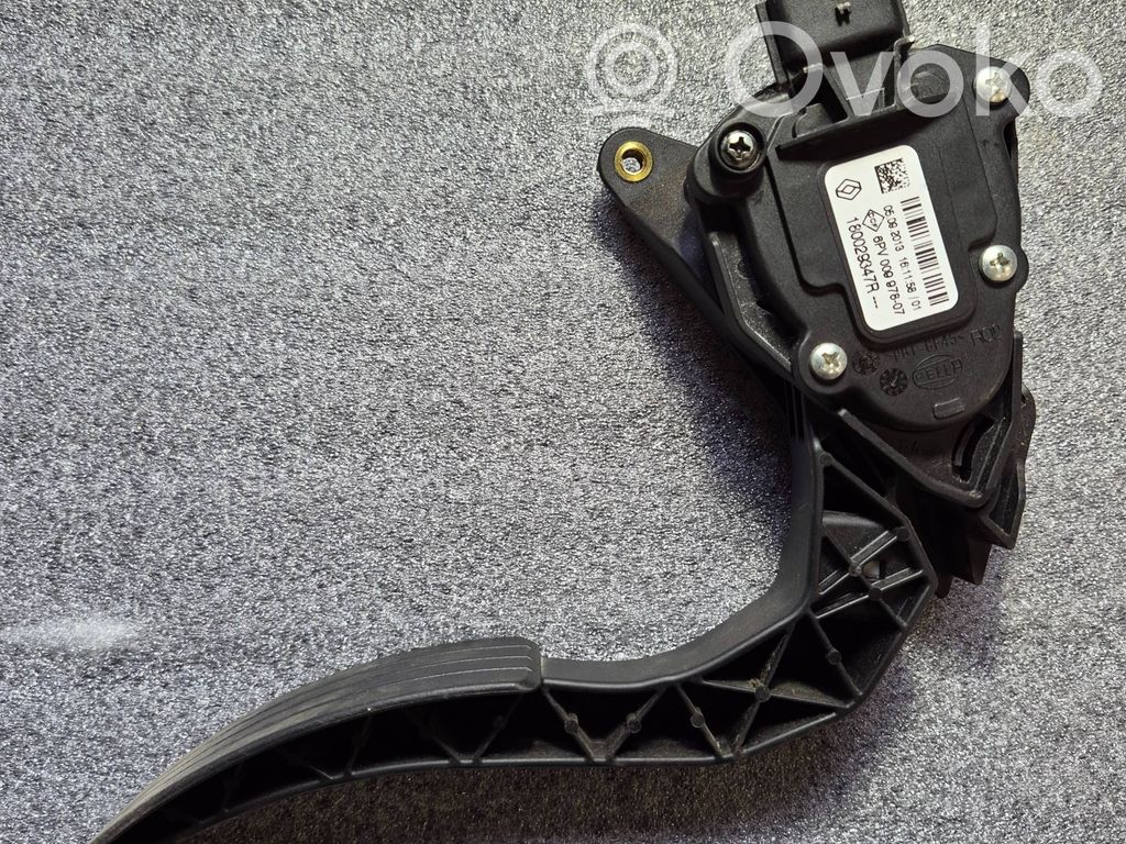 Renault Captur Accelerator throttle pedal 