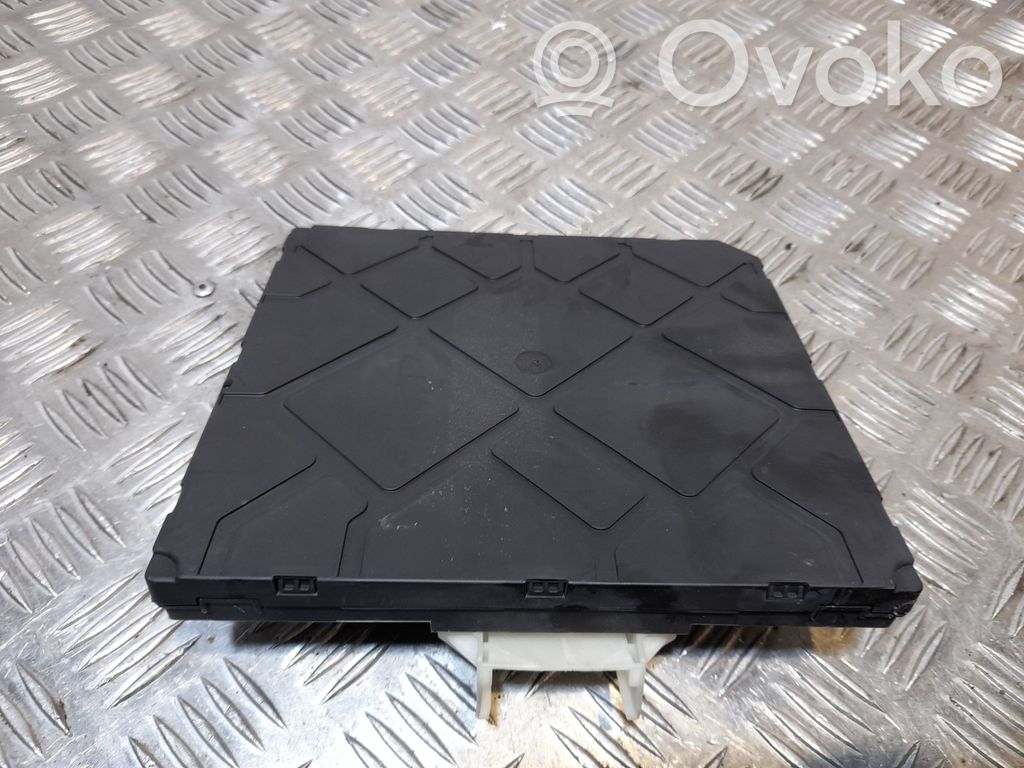 Audi A3 S3 8V Komforto modulis 