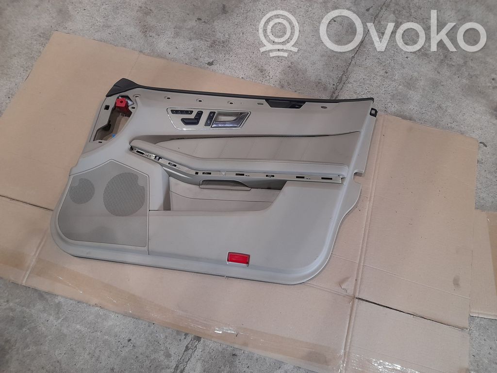 Mercedes-Benz E W212 Boczki / Poszycie drzwi przednich 