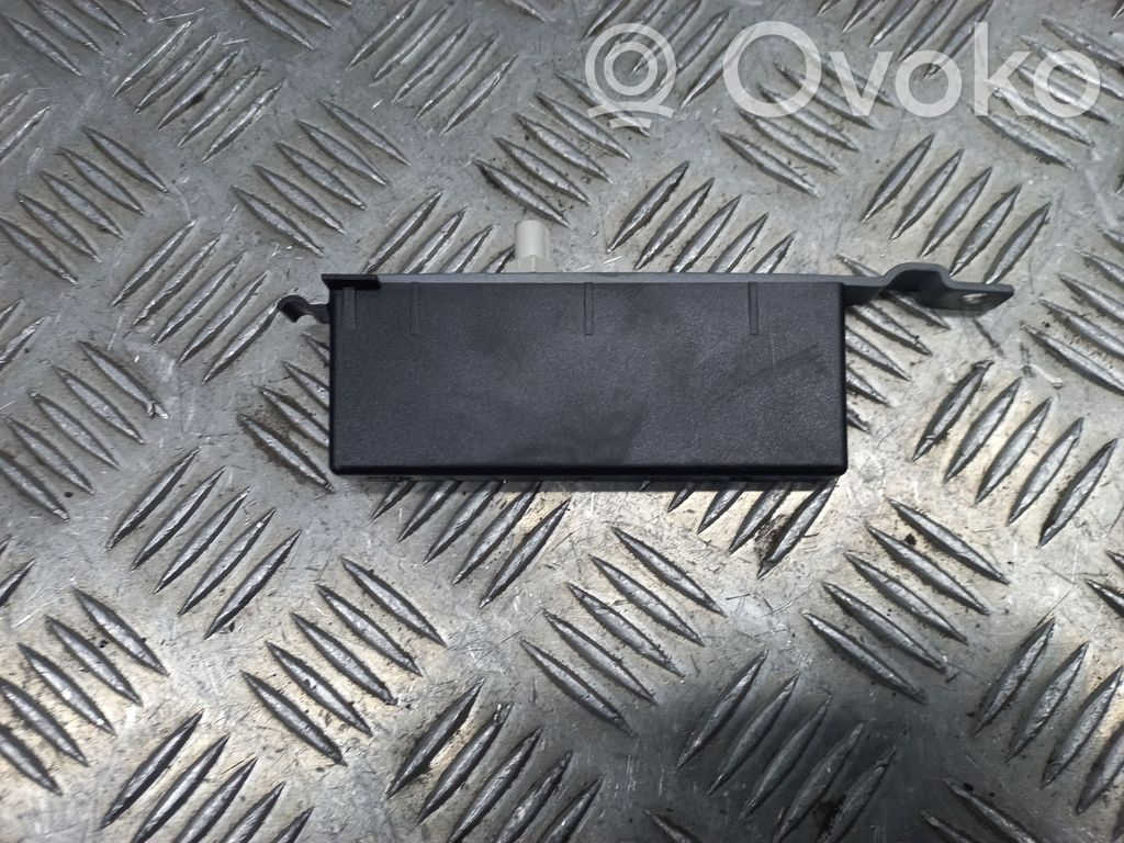 Porsche Cayenne (92A) Interjero komforto antena 