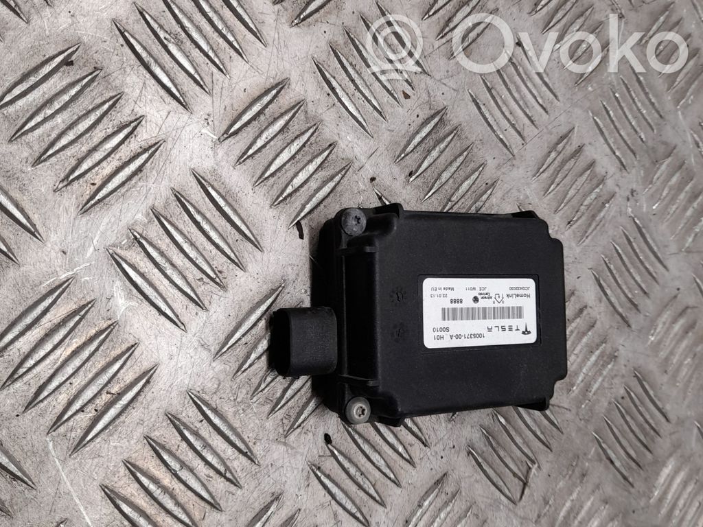Tesla Model S Other control units/modules 
