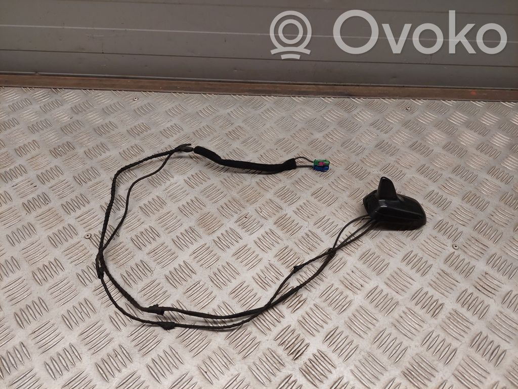 Audi S5 GPS-pystyantenni 