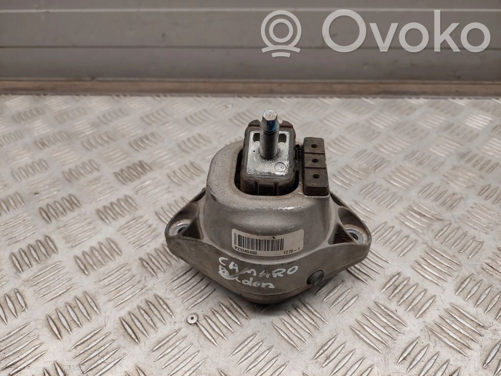 Chevrolet Camaro Engine mount bracket 