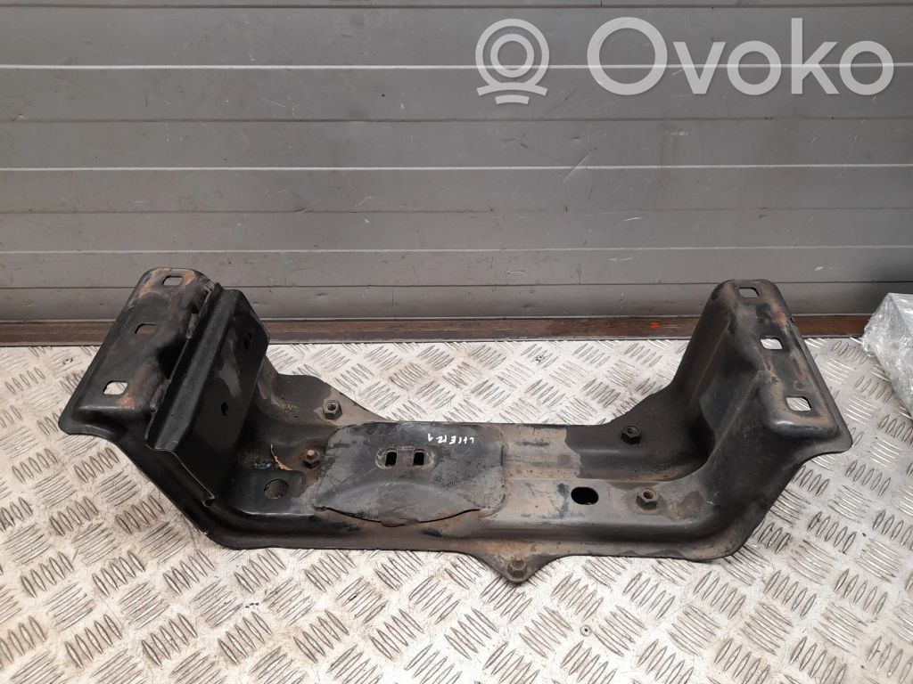 Jeep Grand Cherokee Gearbox mounting bracket 