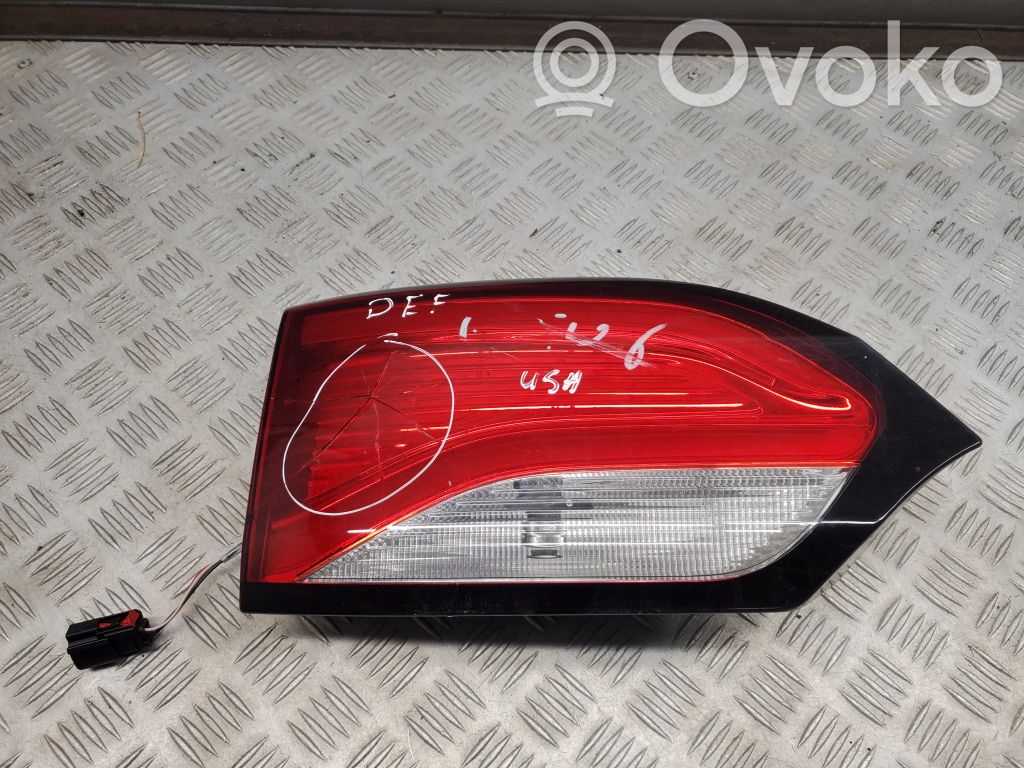 Chrysler Pacifica Tailgate rear/tail lights 