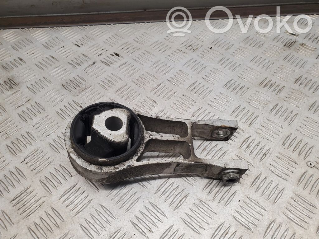 Engine mount bracket   P68224737AB,68224737AB