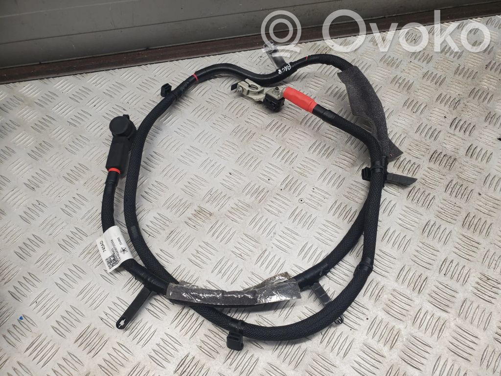 Otros cableados   68242745AD,745AD