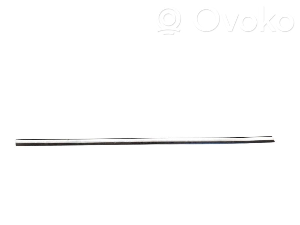 Audi A8 S8 D5 Moulure de porte avant 
