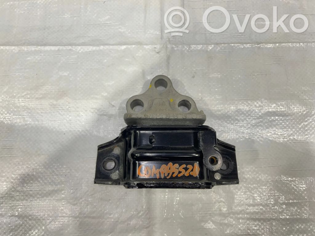 Jeep Compass Engine mounting bracket 