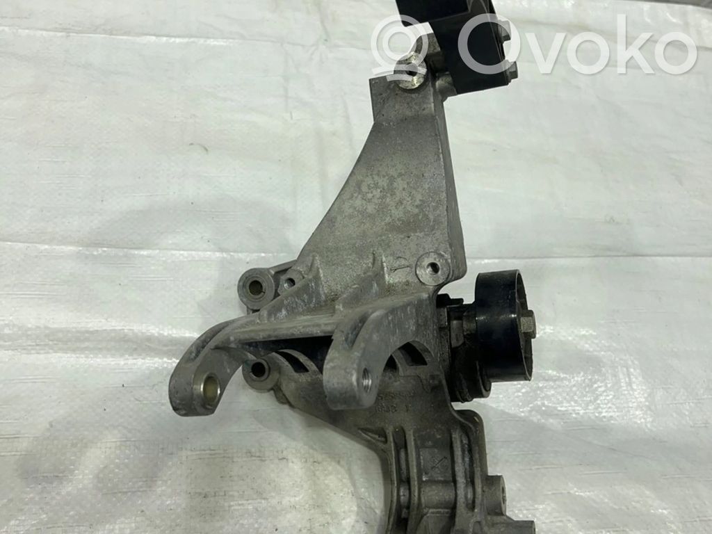 Engine mounting bracket   55258549