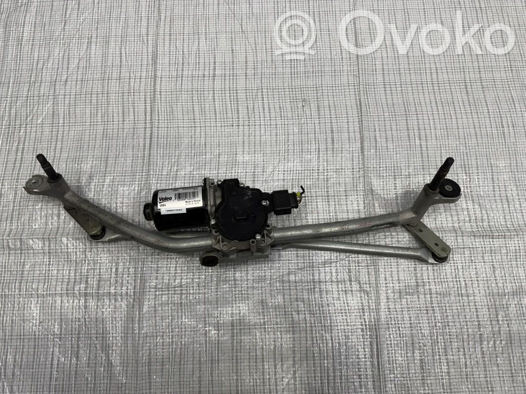 Jaguar F-Pace Front wiper linkage 