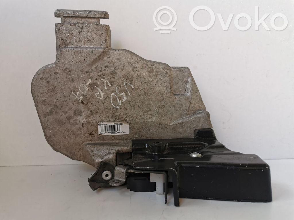 Volvo V50 Front door lock 