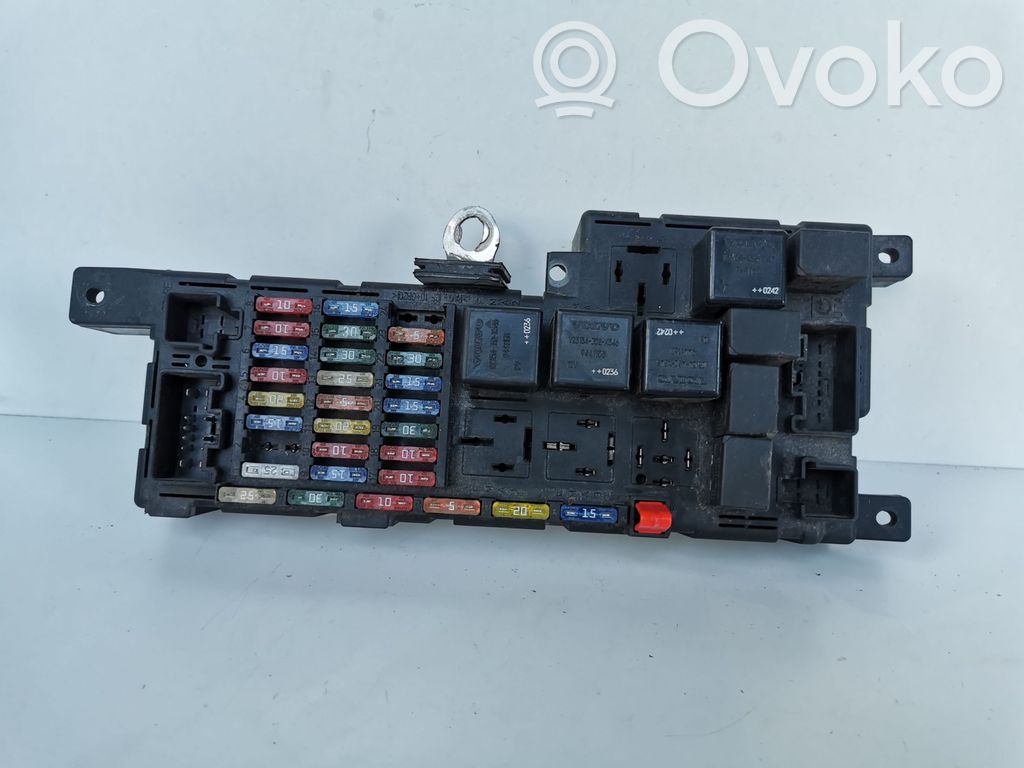 Módulo de fusible   8678449,8678449