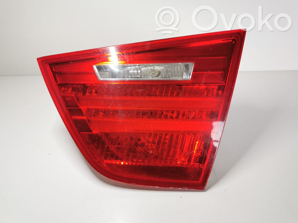 Tailgate rear/tail lights   7154162