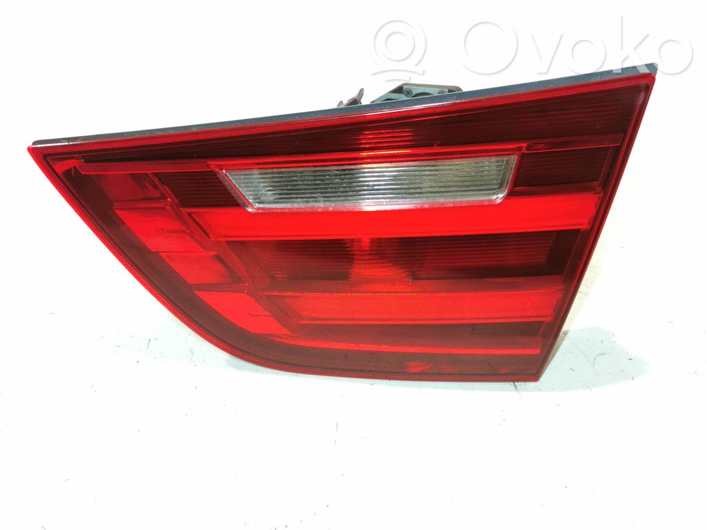 BMW 3 GT F34 Aizmugurējais lukturis pārsegā 