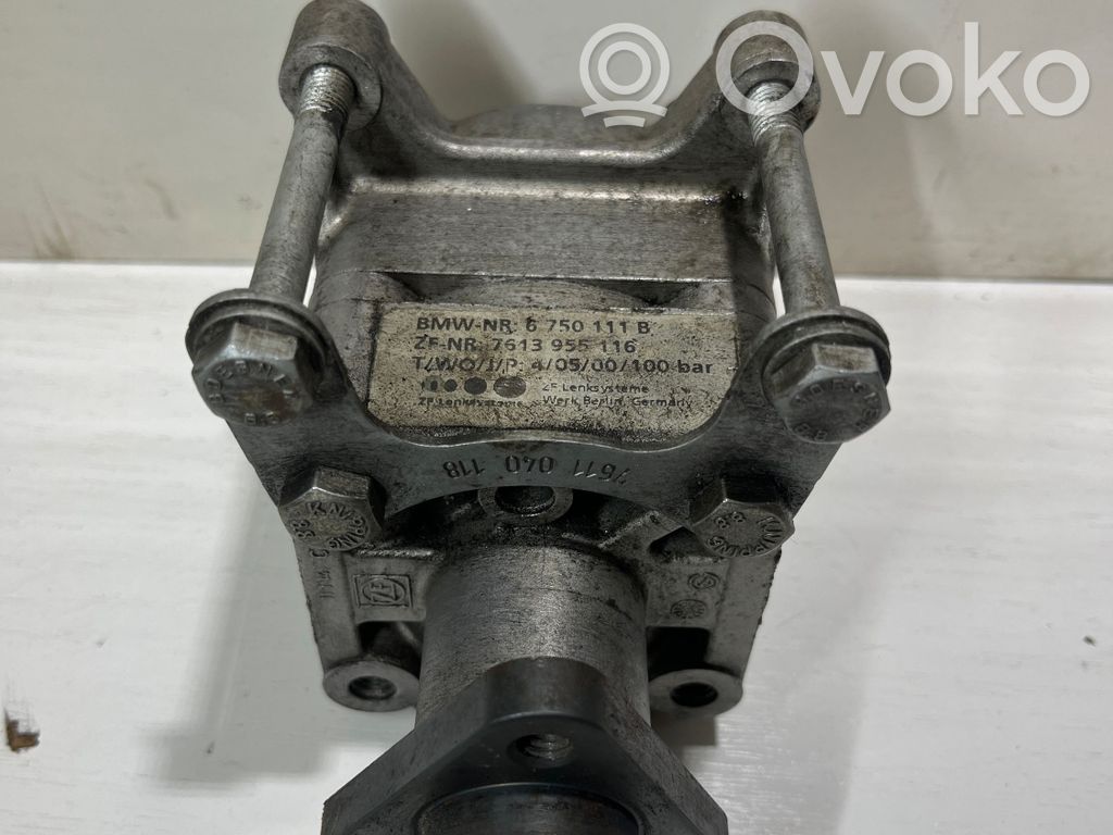 BMW 3 E46 Power steering pump 