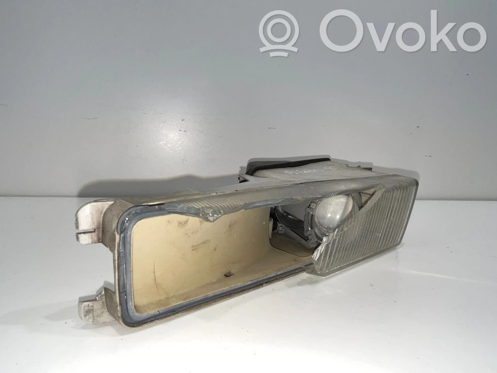 Audi 80 90 S2 B4 Etusumuvalo 