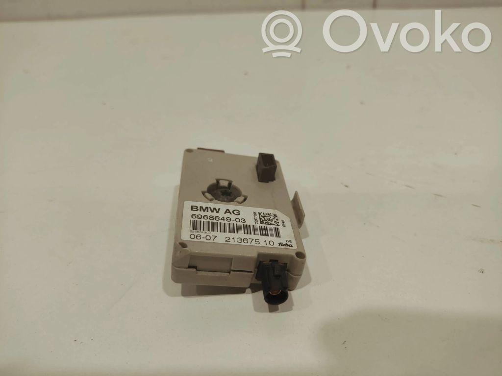 BMW 3 E92 E93 Antenos stiprintuvas 
