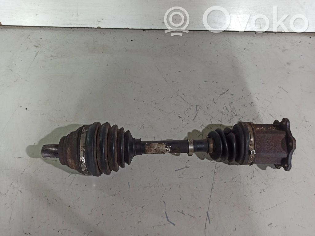 Volkswagen PASSAT B6 Etuvetoakseli 