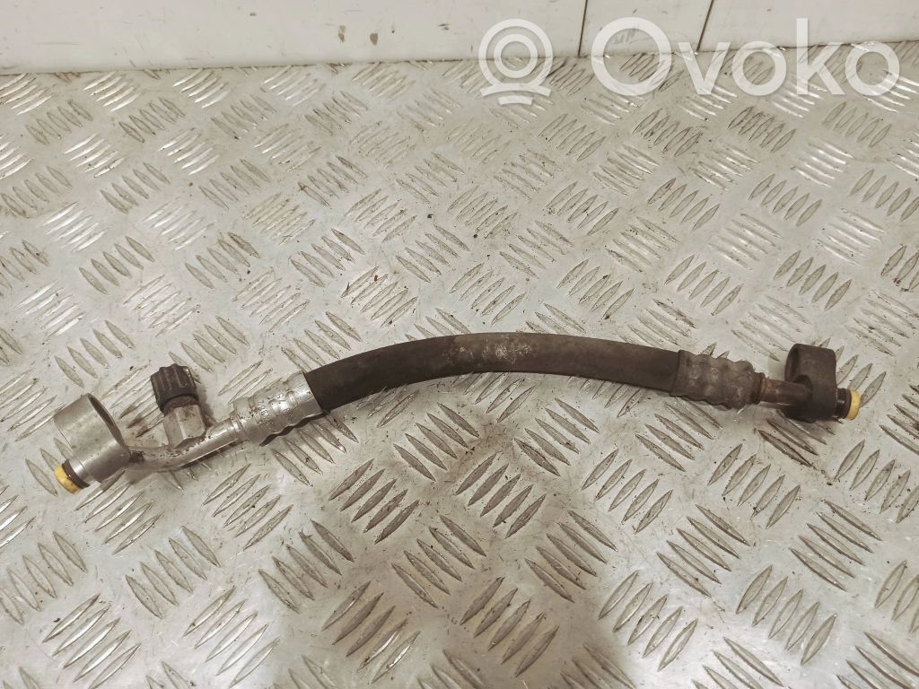 BMW 3 E46 Air conditioning (A/C) pipe/hose 