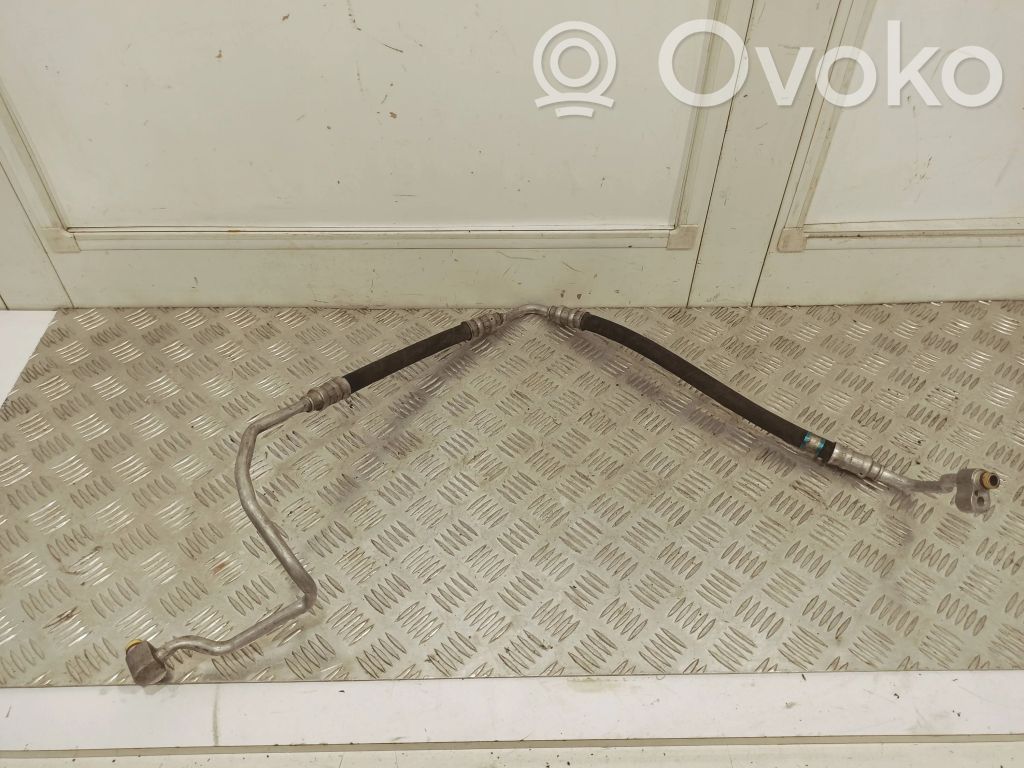 BMW 3 E90 E91 Air conditioning (A/C) pipe/hose 