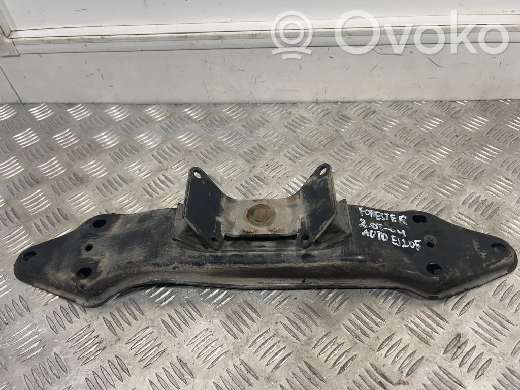 Gearbox mounting bracket