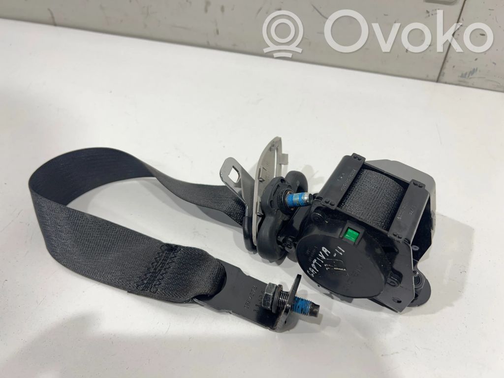 Chevrolet Captiva Third row seat belt 