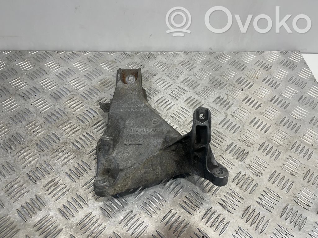 BMW 3 E90 E91 Engine mounting bracket 