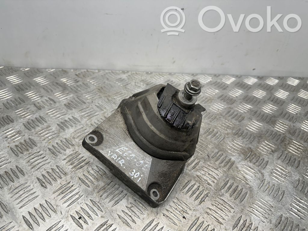 Engine mount bracket   6761089,22116761089