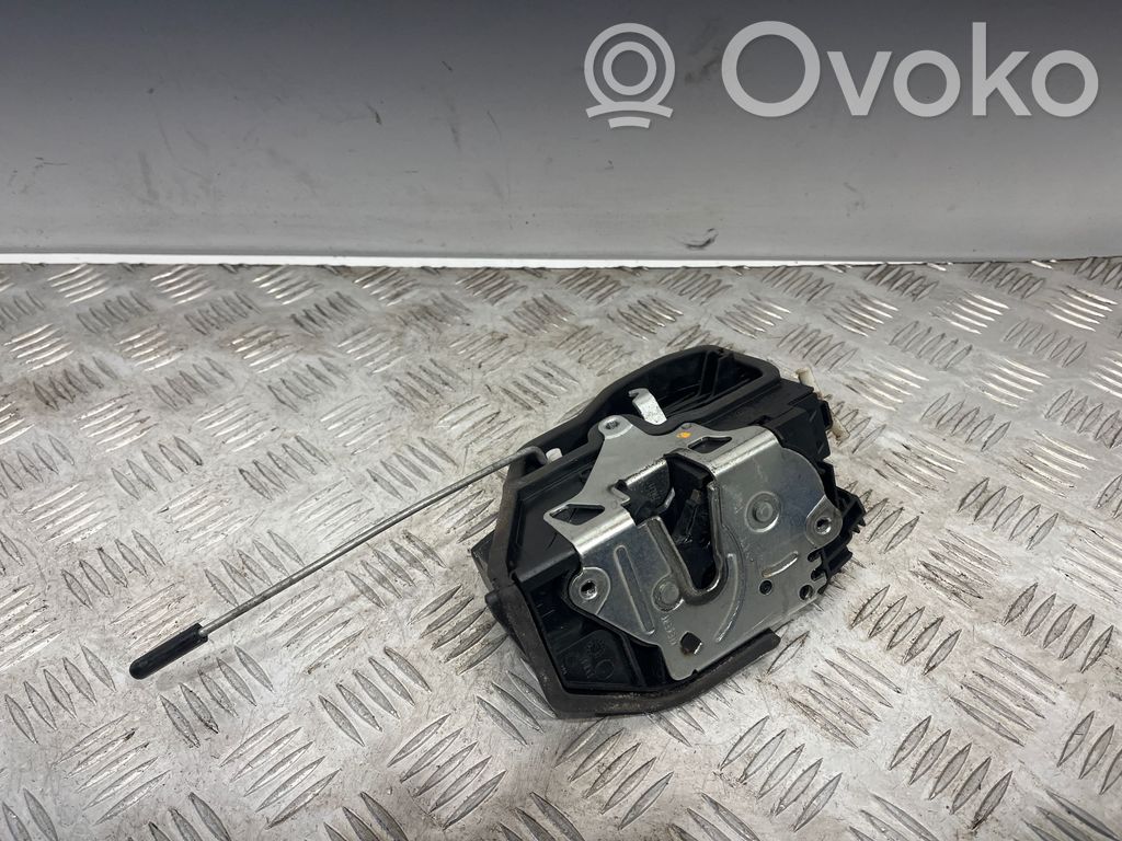 BMW 3 F30 F35 F31 Încuietoare ușă spate 