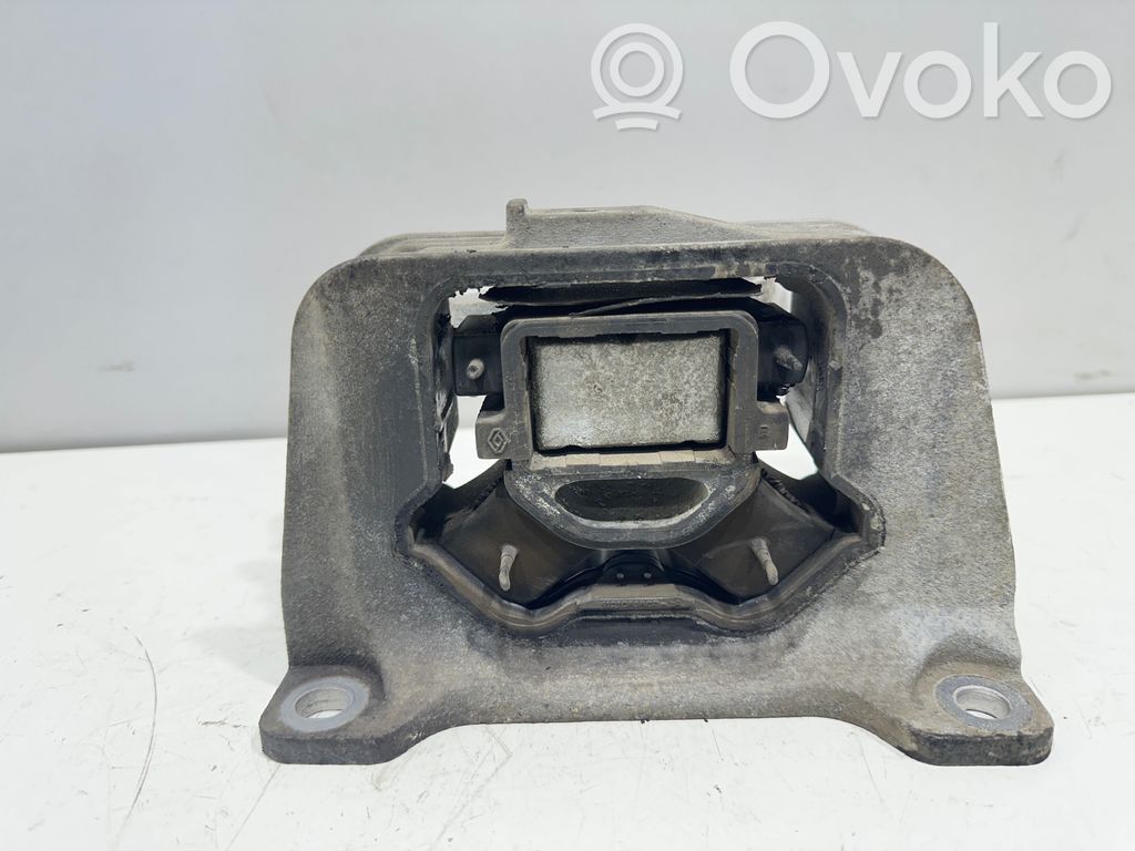 Engine mount bracket   112108180