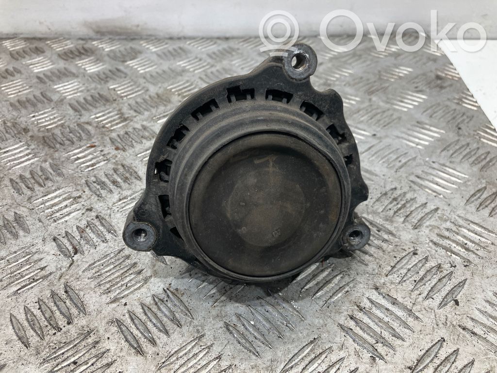 BMW 3 F30 F35 F31 Dzinēja spilvens 