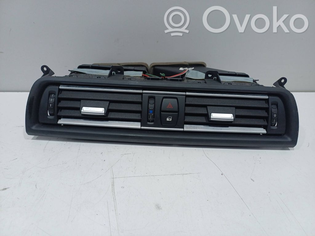 BMW 5 F10 F11 Grilă ventilație centrală 