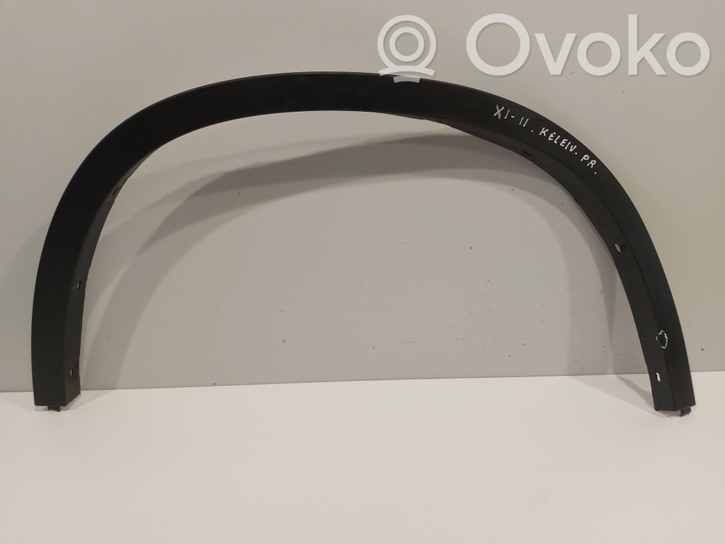 Front arch trim   2990166
