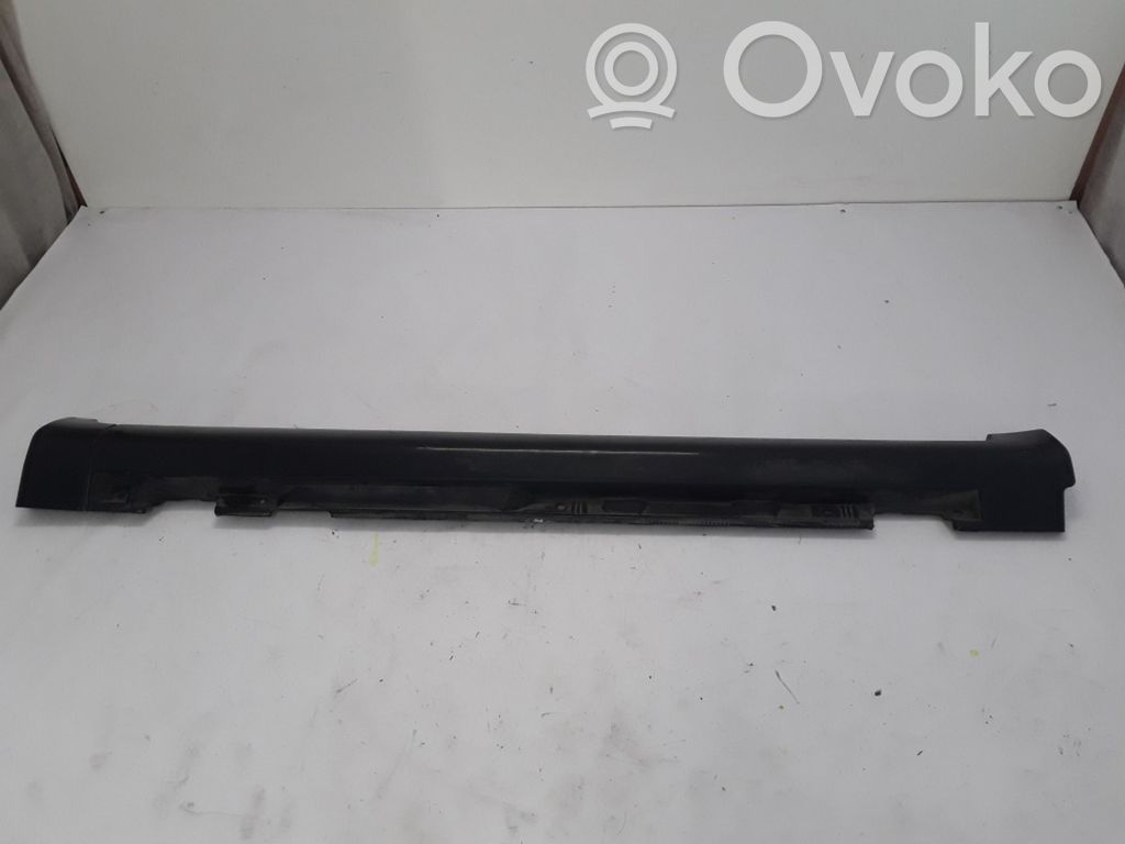 Volvo V50 Kynnys 