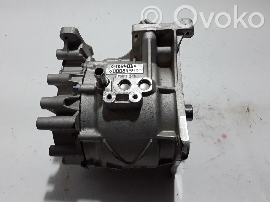 Engine   4DB401
