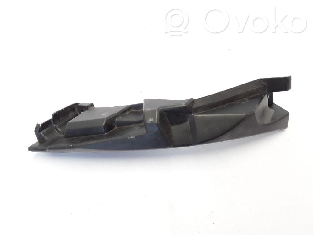 Renault Clio III Front bumper mounting bracket 