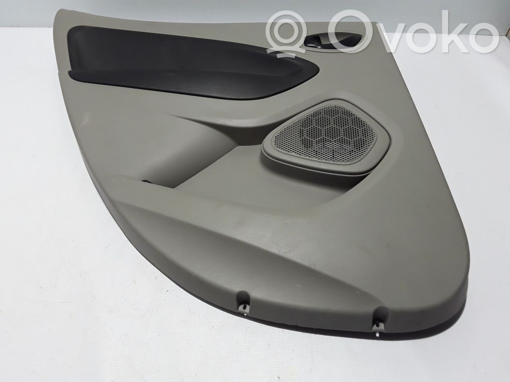 Renault Zoe Boczki / Poszycie drzwi tylnych 