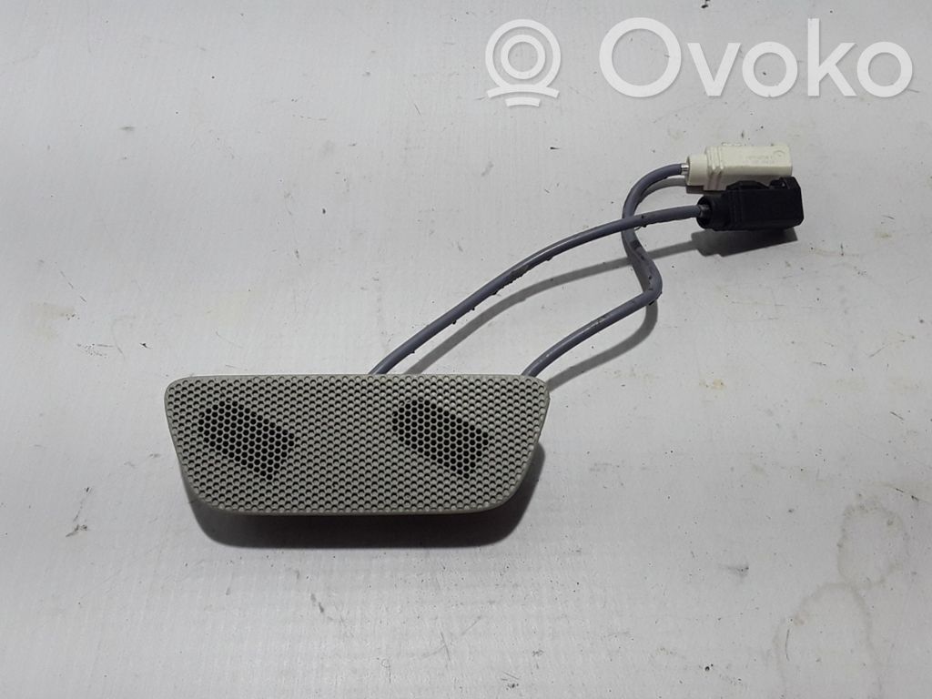 Volvo XC60 Front door high frequency speaker 