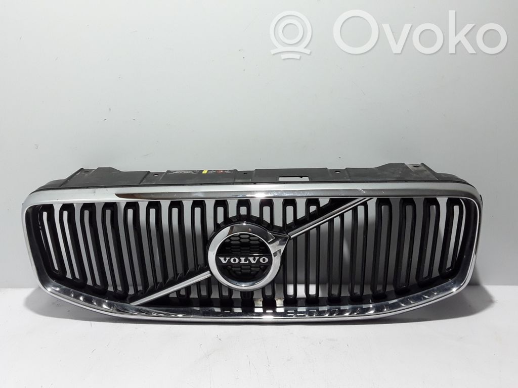Volvo XC60 Etusäleikkö 