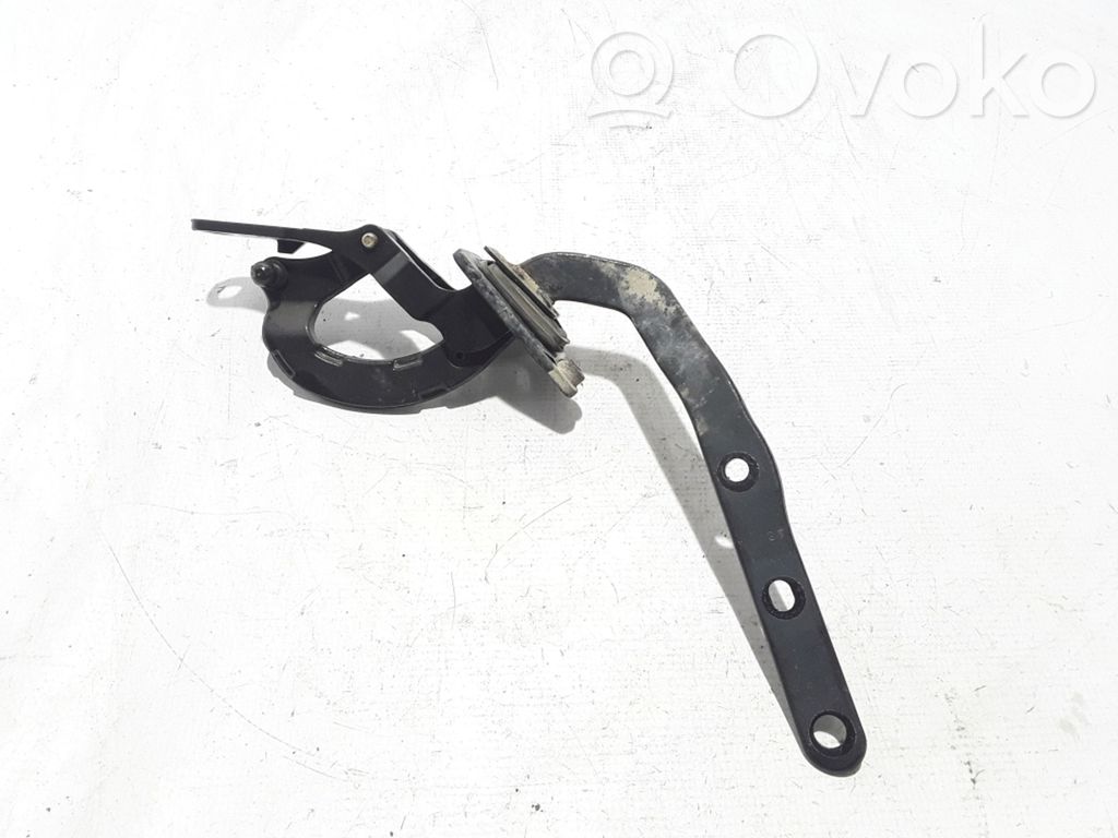 Volvo XC70 Tailgate/trunk/boot hinge 