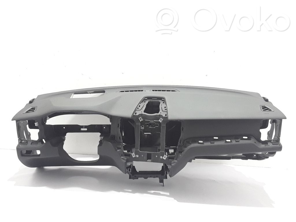 Volvo XC60 Панель 