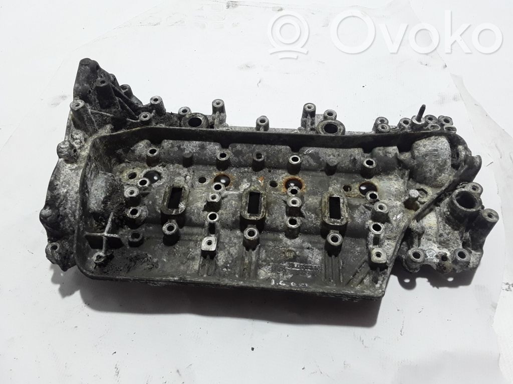 Renault Trafic II (X83) Rocker cam cover 
