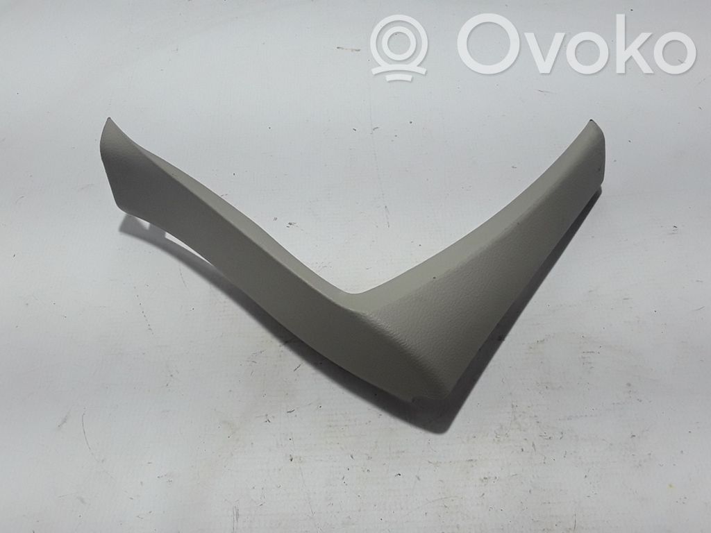 Chrysler Pacifica Panel trim 