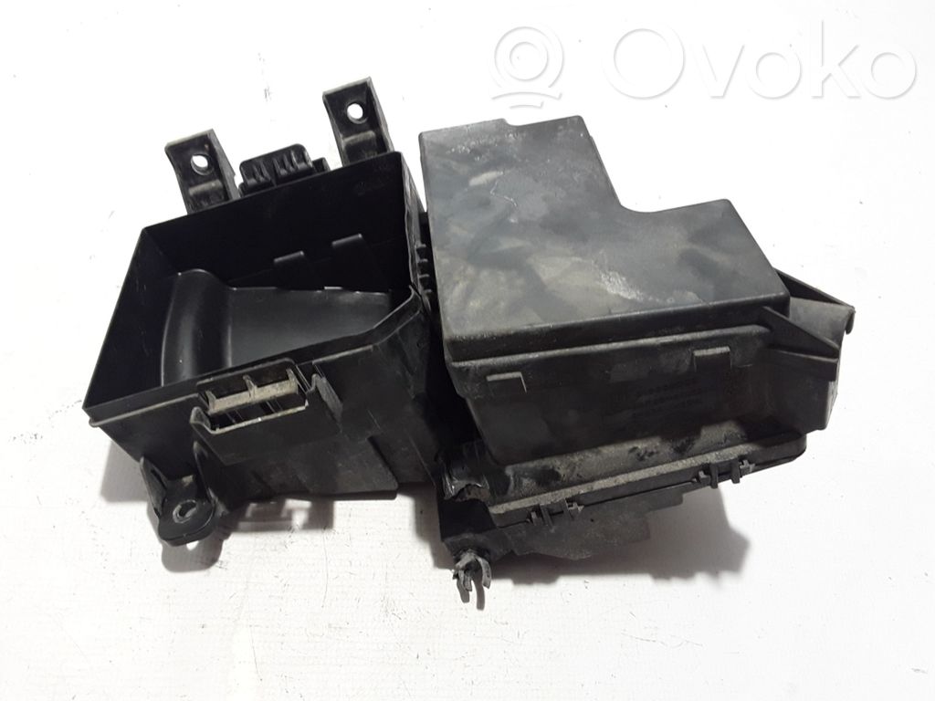 Fuse module   24384JY00A