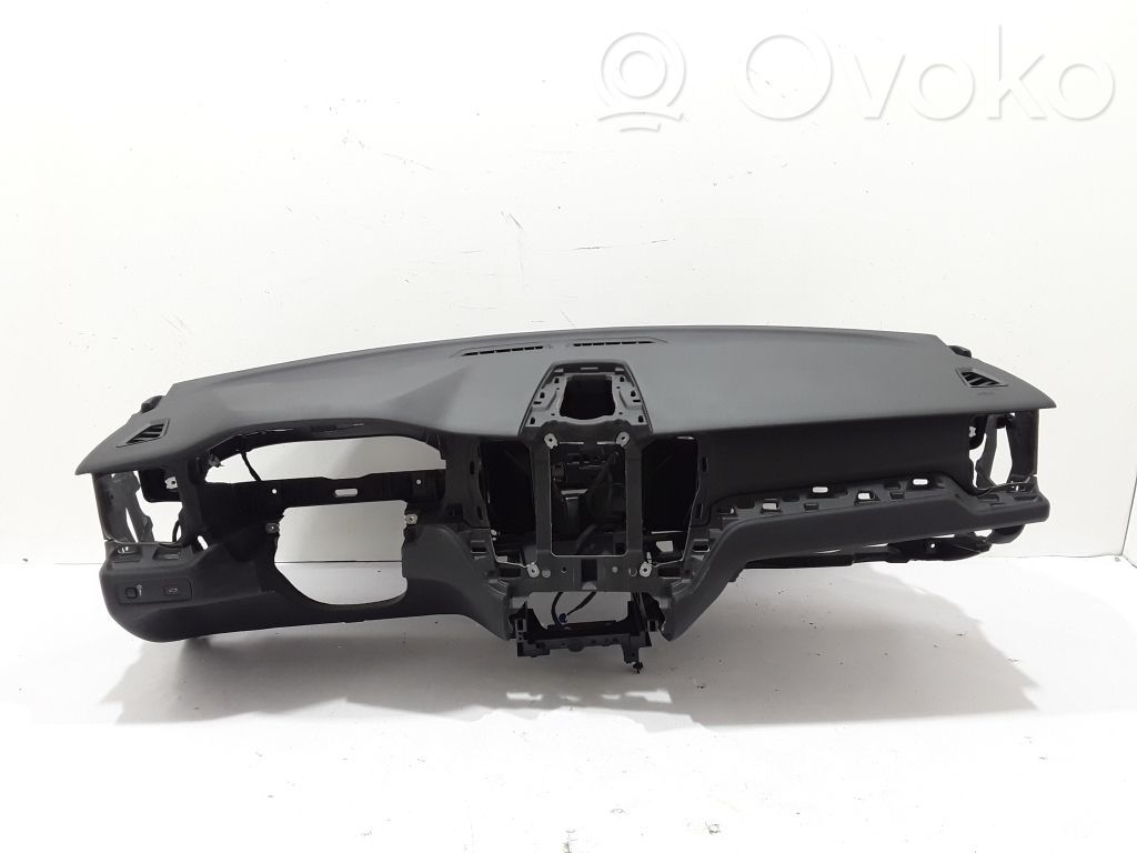 Volvo XC60 Panelė 