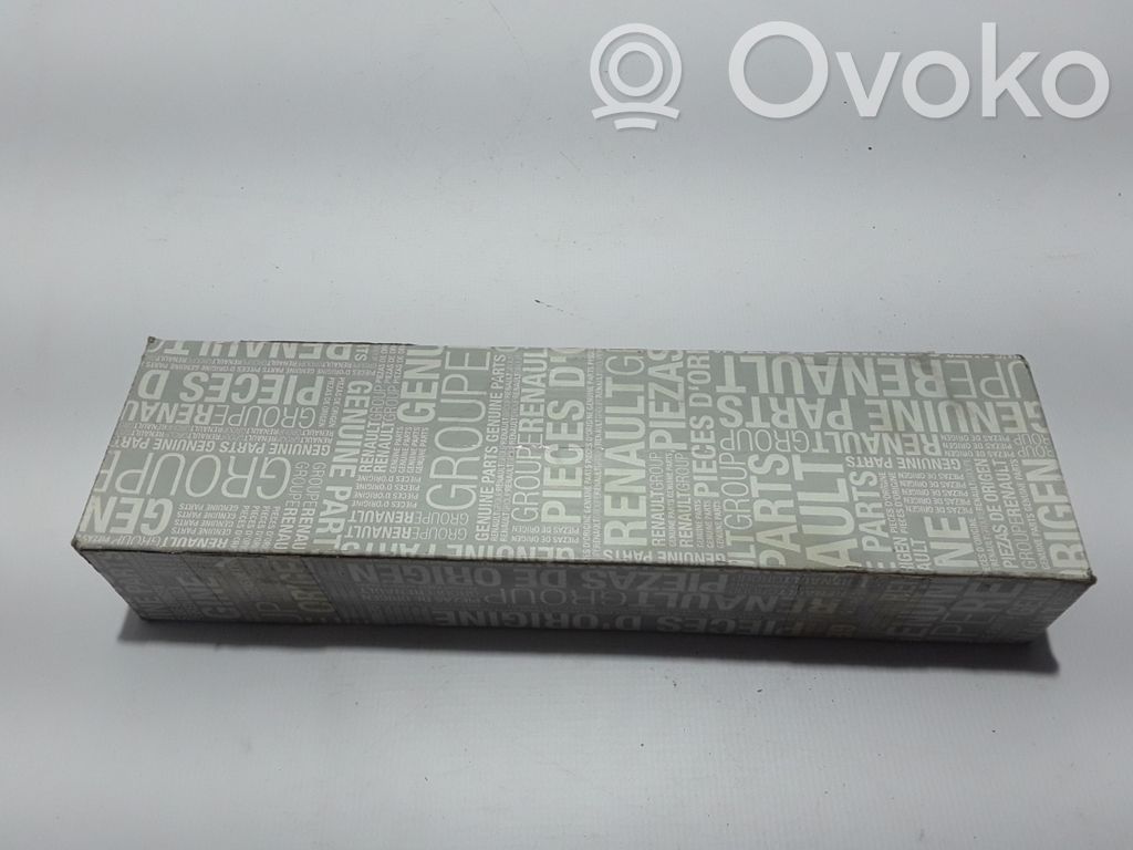 Renault Clio III Air filter 